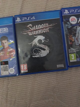 Consola PS4 Pro Negra Lo cambio por una ps5