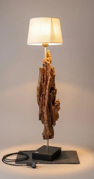 Lámpara Artesanal Única Madera y Metal