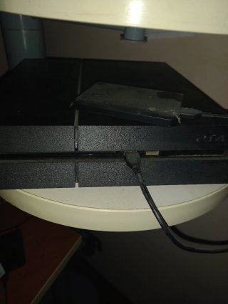 PS4 (PlayStation 4) Negra con disco duro 1tb