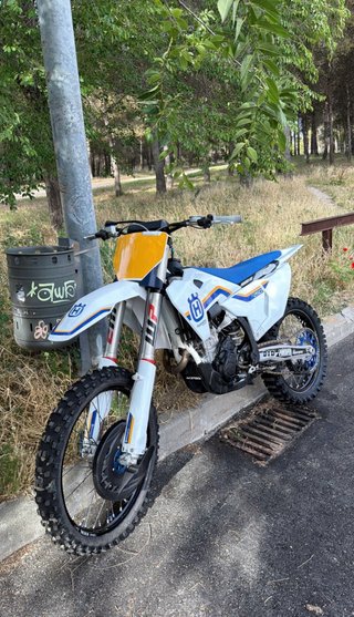 Husqvarna 250 Motocross