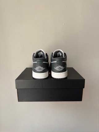 Nike Air Jordan 1 Low Iron Grey [38.5]