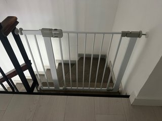 2 Barreras de seguridad para escaleras.