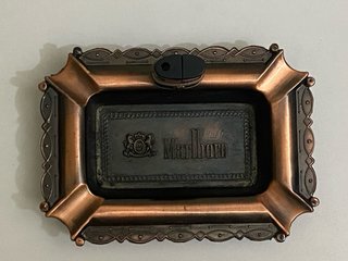 Mechero y Cenicero Colección Marlboro. Antiguo!