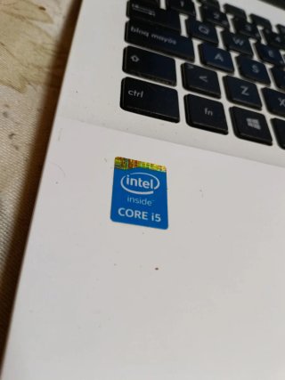 Portátil ASUS i5