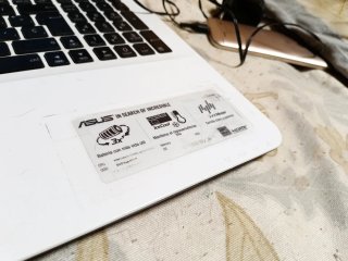Portátil ASUS i5
