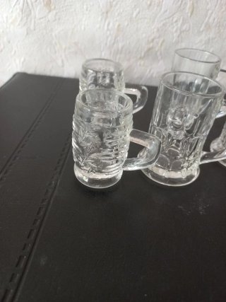 Juego de 5 Vasos Pequeños de Vidrio