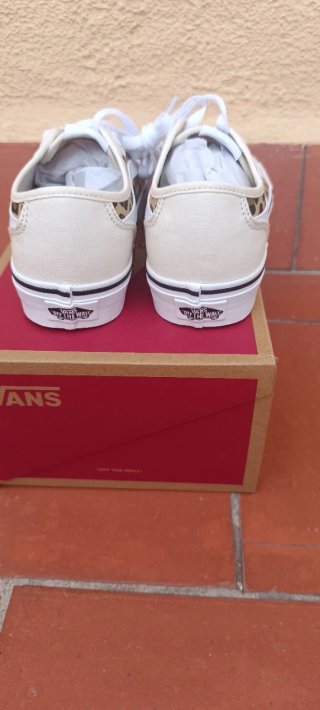 Vans Zapatillas Blancas con Estampado Animal Print
