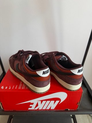 Nike Dunk Low Retro SE · Talla 44,5 · Nuevas