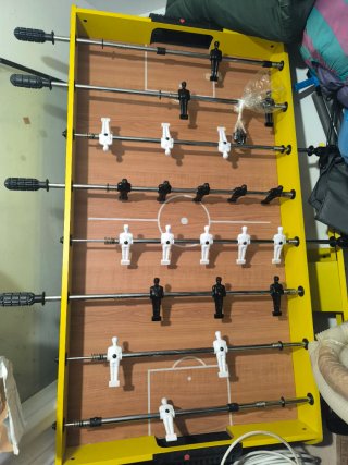 Futbolín de madera
