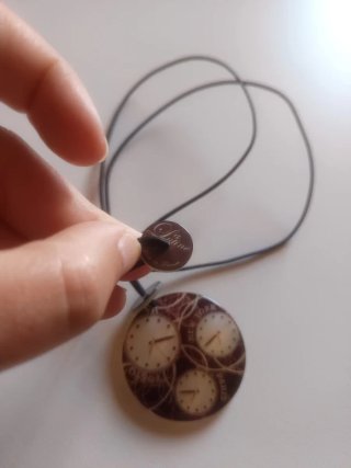 Conjunto de colgante y anillo