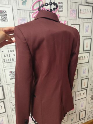 Blazer Zara Negro y Rojo