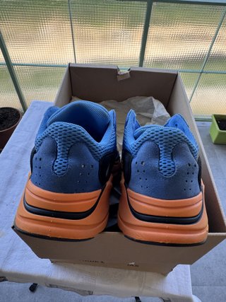 Adidas Yeezy 700 Bright Blue Taglia 44 2/3