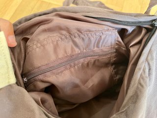Bolso de tela con abalorios