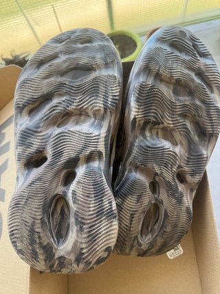 Adidas Yeezy Foam RNNR MX Cinder 44.5