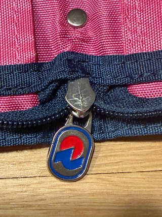 Portafoglio Invicta vintage rosa con zip