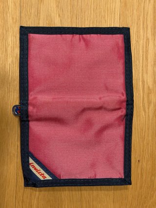 Portafoglio Invicta vintage rosa con zip