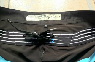 Bañador Billabong Negro, Azul y Amarillo