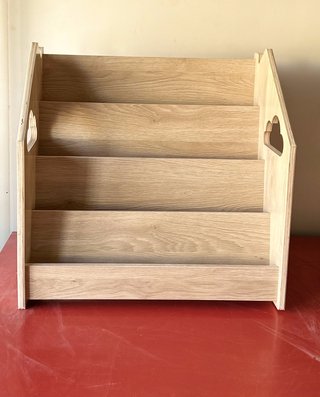 Mueble librería infantil casita corazón nube