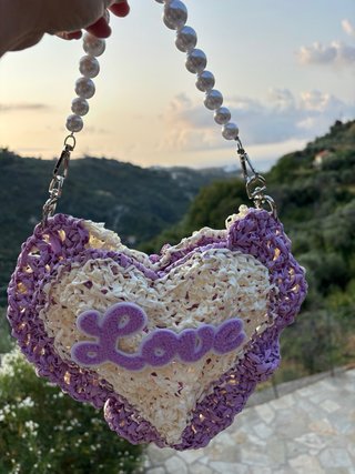 Borsa cuore rafia panna e viola perla