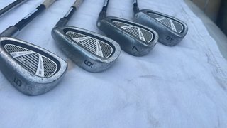 19 palos de golf
