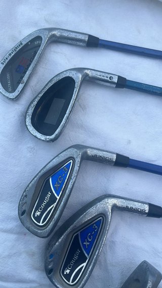 19 palos de golf