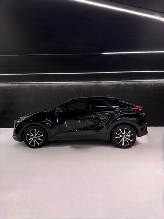 Toyota C-HR 2025