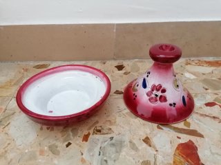 Mini tajine artigianale in terracotta smaltata.
