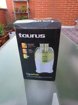 Licuadora Taurus Liquafresh sin estrenar
