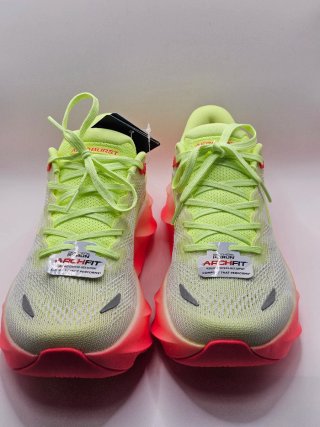 Skechers Aero Burst Carbon Infused Zapatillas