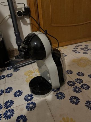 Macchina Caffè Nescafé Dolce Gusto