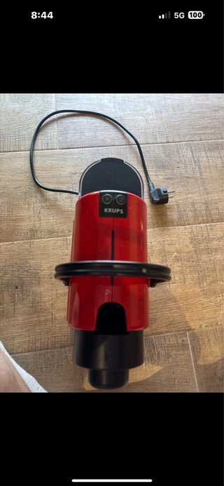 Cafetera Nespresso Krups Roja