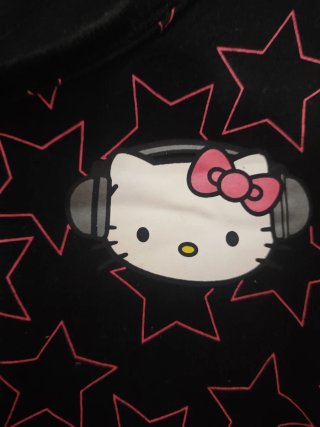 Camiseta Hello Kitty DJ Estrellas Talla M/L