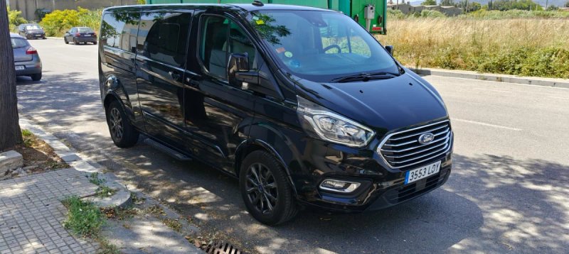 Ford Tourneo Custom 2019 - foto 1