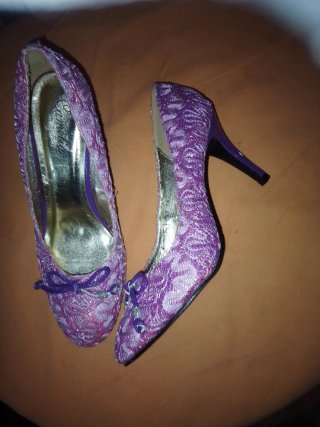 Zapatos Carmelia Morados con Lazo