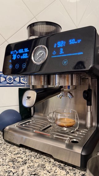 Cafetera Incapto Sabi Semiautomática con Molinillo