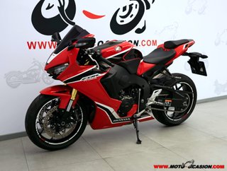 HONDA CBR 1000 RR FIREBLADE