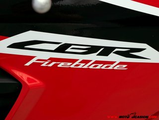 HONDA CBR 1000 RR FIREBLADE