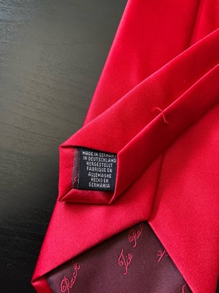Corbata H Roja