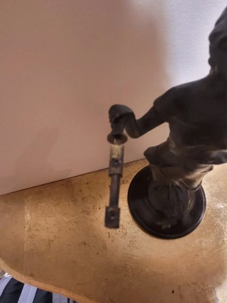 Reloj de péndulo misterioso