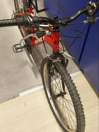 Bicicleta B-PRO roja 24"