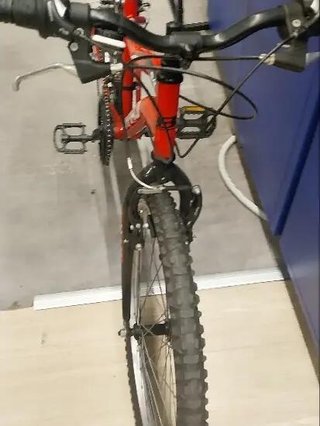 Bicicleta B-PRO roja 24"