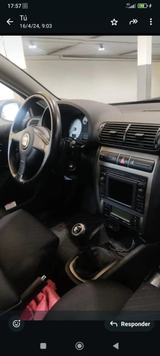 SEAT Leon 2004