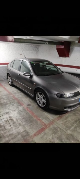 SEAT Leon 2004