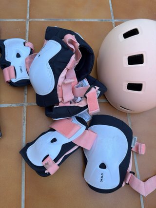 Casco y protecciones patinaje Oxelo