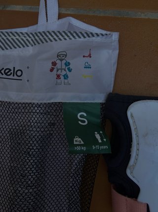 Casco y protecciones patinaje Oxelo