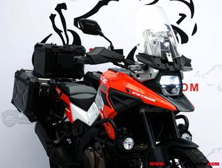 SUZUKI V-STROM 1050 XT
