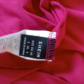 Vestido Shein rosa estampado Talla S