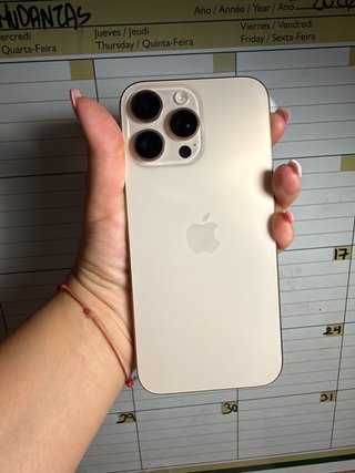 iPhone 16 Pro Max titanio desierto