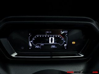 YAMAHA X-MAX 125 -APTA B Y A1- GARANTÍA OFICIAL