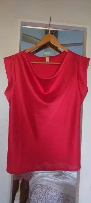 Blusa Roja Talla M Tienda Local